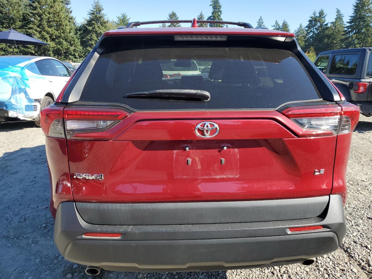 TOYOTA RAV4 LE