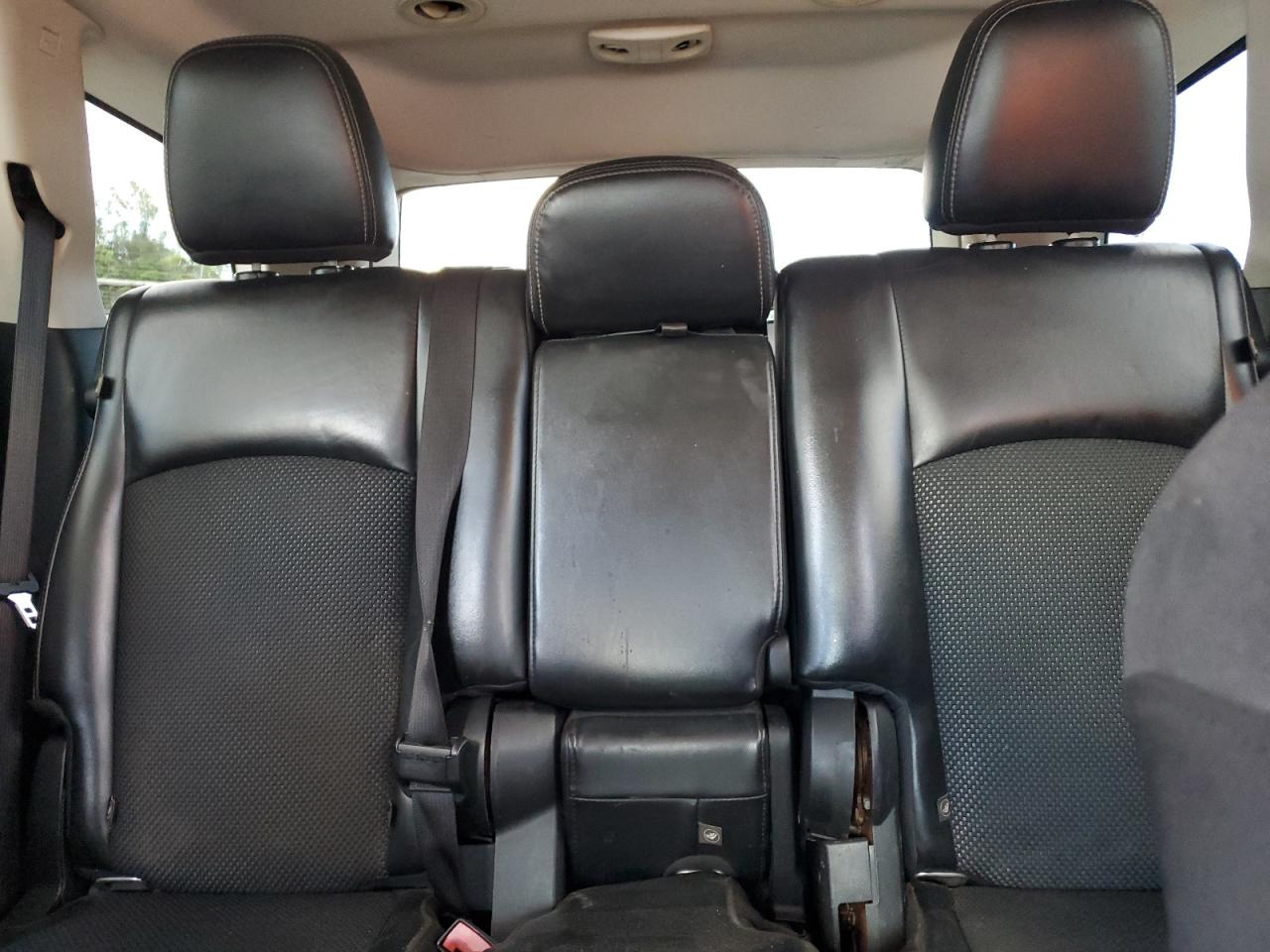 DODGE JOURNEY CROSSROAD