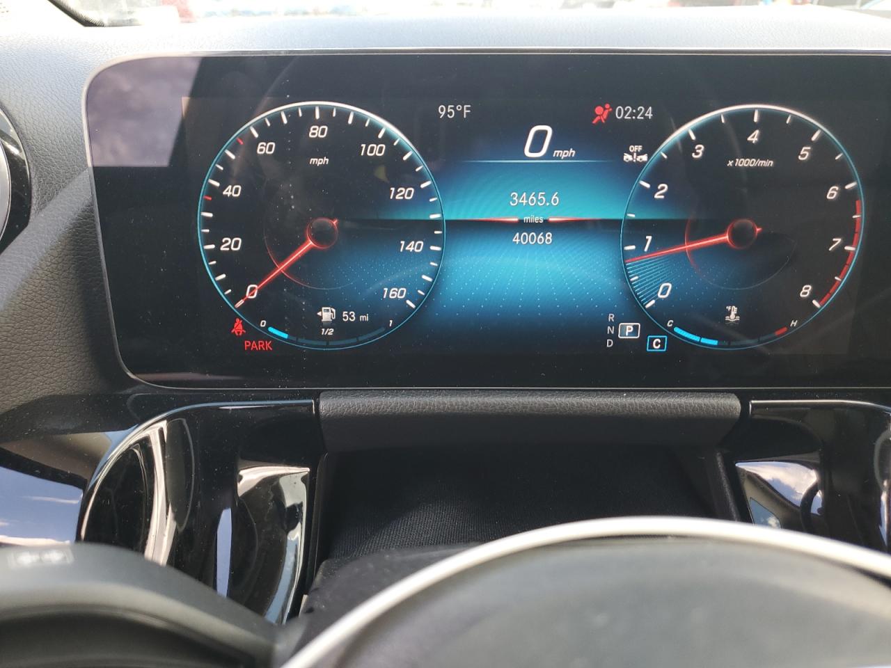 MERCEDES-BENZ GLA-CLASS 250