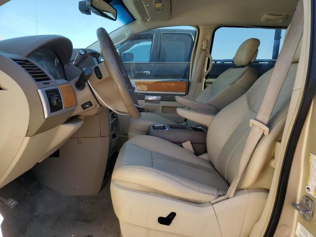 2010 CHRYSLER TOWN & COU #3308341070
