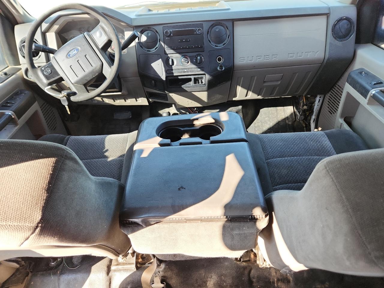 FORD F-250 SUPER DUTY