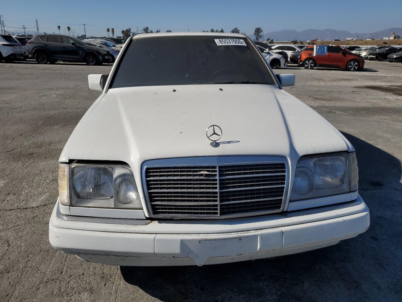 Lot #3270927416 1995 MERCEDES-BENZ E 320 BASE