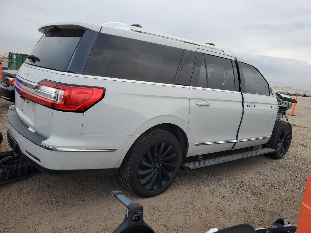 LINCOLN NAVIGATOR L RESERVE