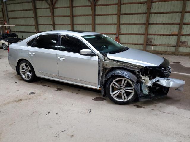 2015 VOLKSWAGEN PASSAT SEL - Other View
