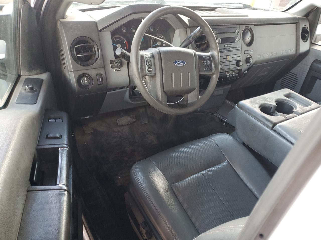 FORD F-550 SUPER DUTY