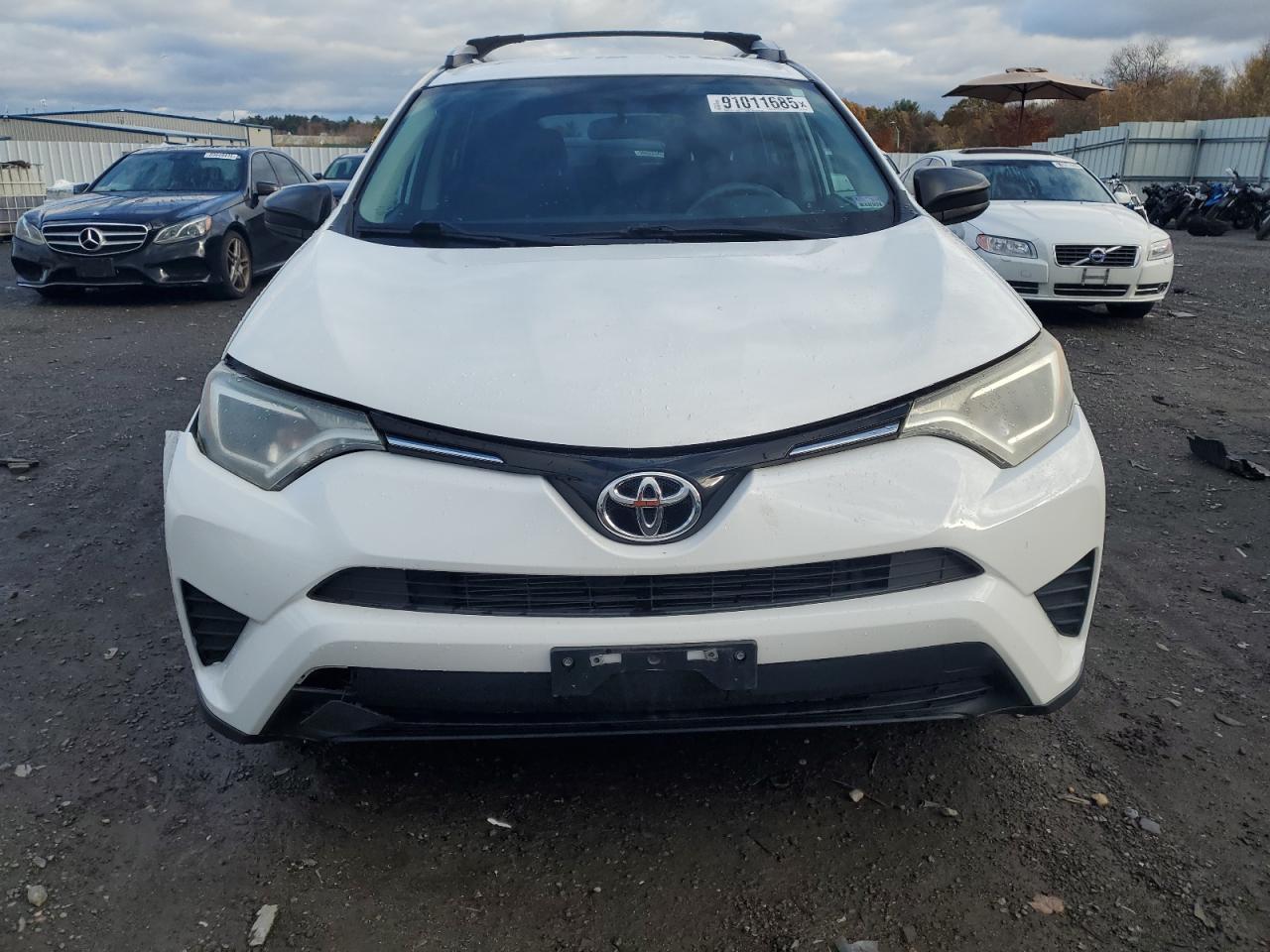 TOYOTA RAV4 LE