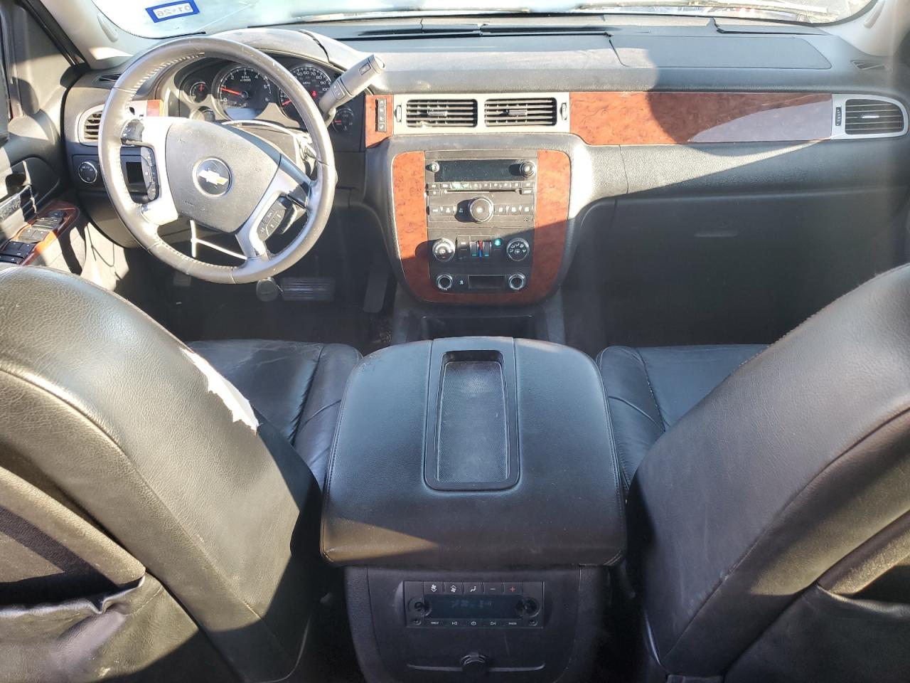 CHEVROLET TAHOE C1500 LS