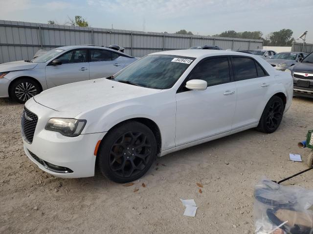 Global Auto Auctions: 2019 CHRYSLER 300 S