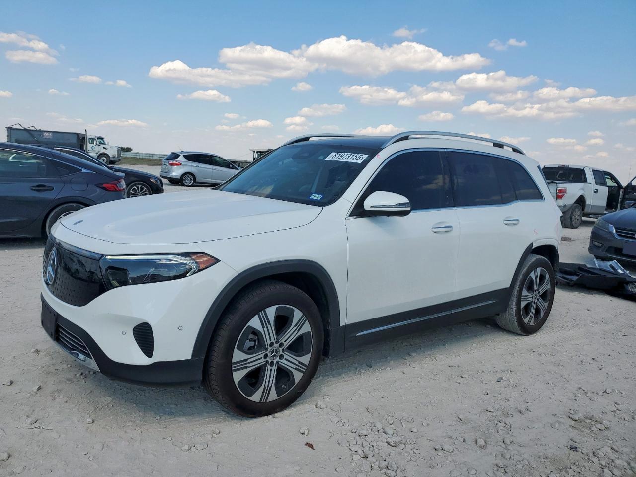 MERCEDES-BENZ EQB 250+