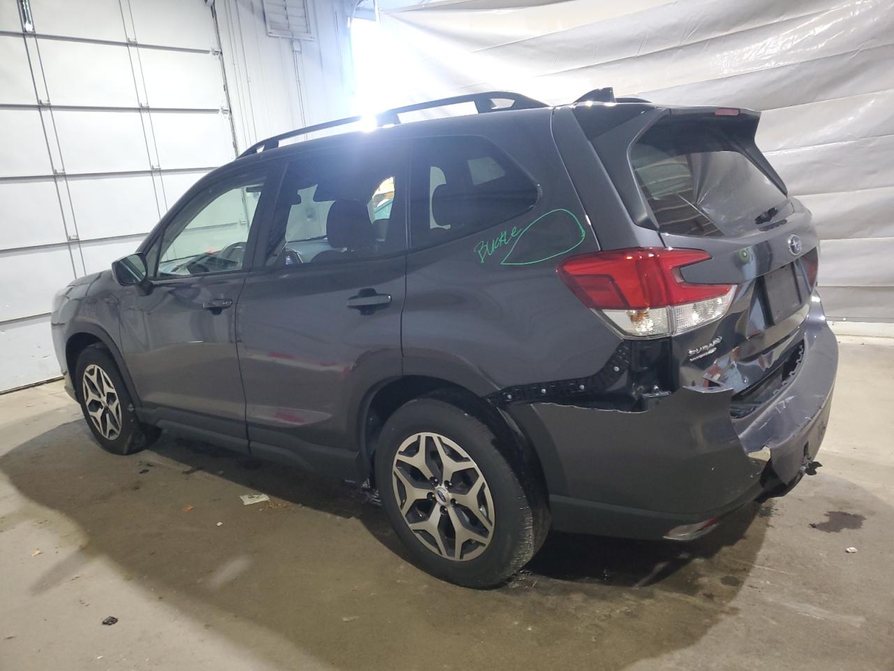 SUBARU FORESTER PREMIUM