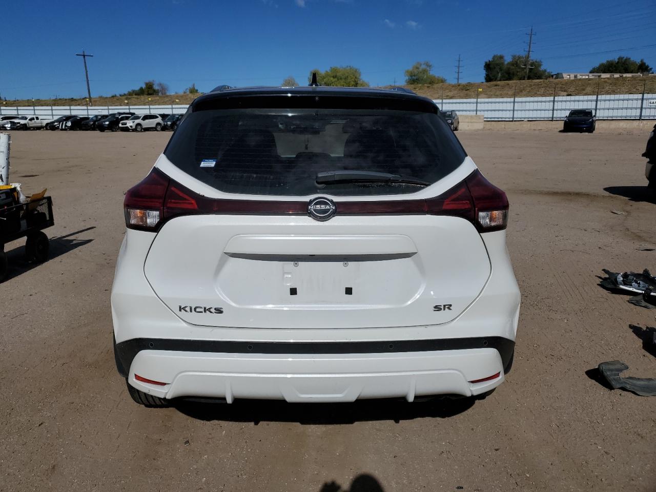 NISSAN KICKS SR