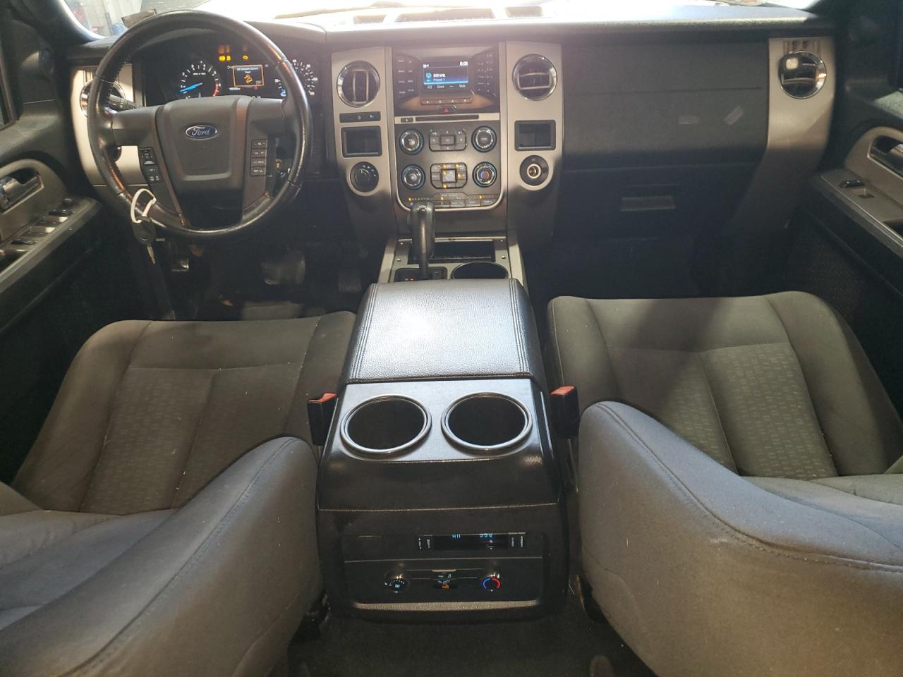 FORD EXPEDITION EL XLT