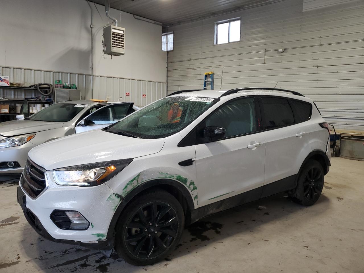 FORD ESCAPE SE