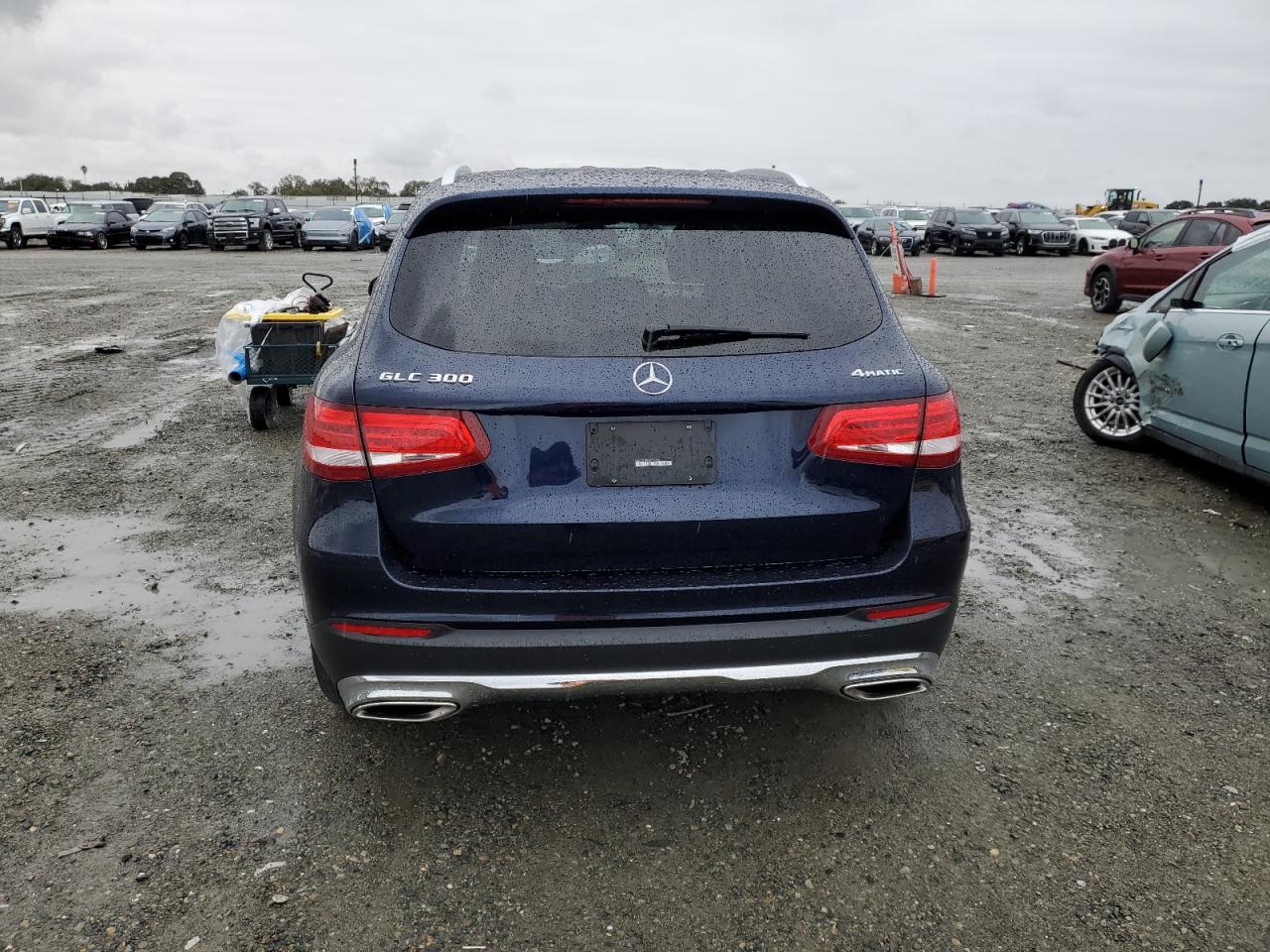 MERCEDES-BENZ GLC-CLASS 300 4MATIC