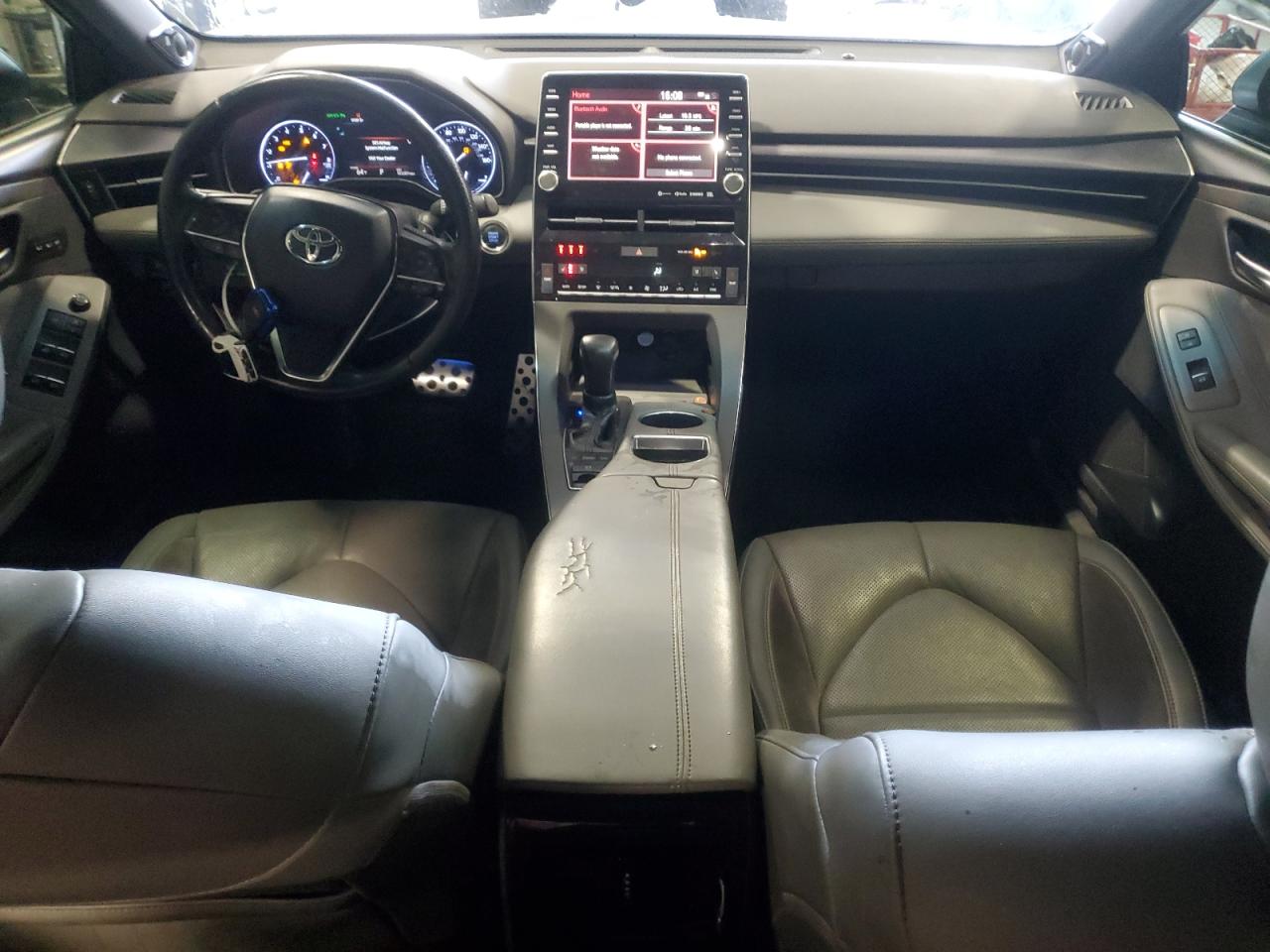 Lot #3302743078 2019 TOYOTA AVALON XLE