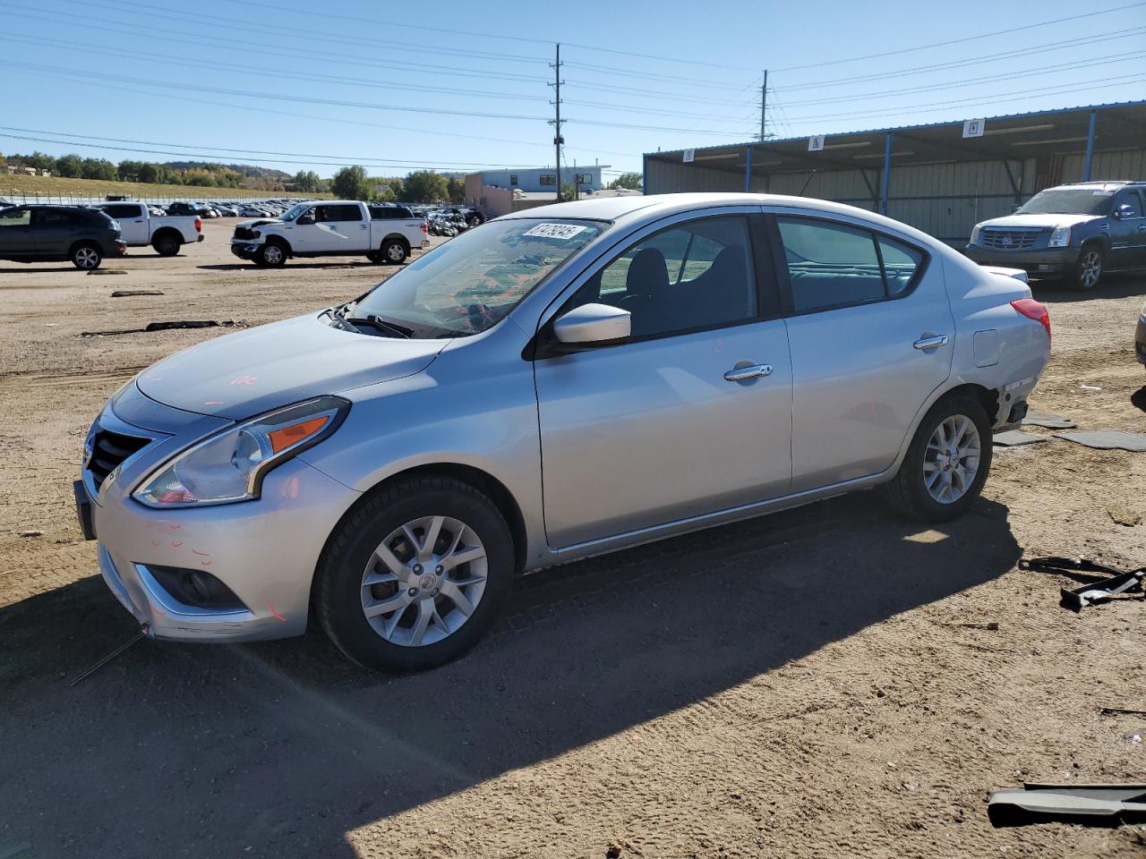 NISSAN VERSA S