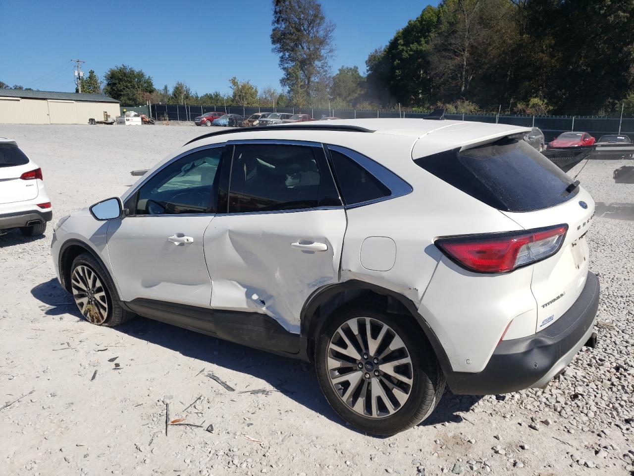 FORD ESCAPE TITANIUM