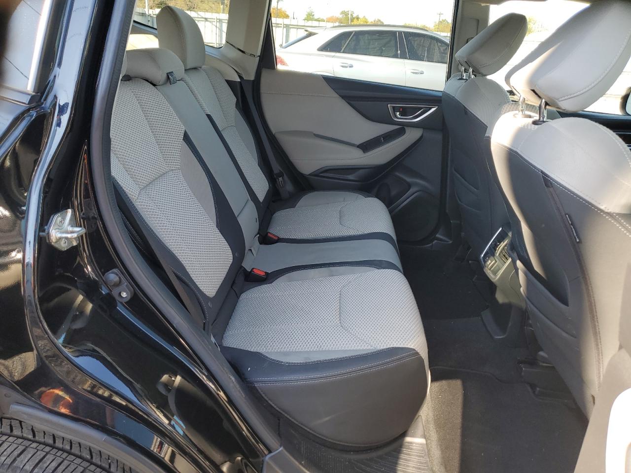 SUBARU FORESTER PREMIUM