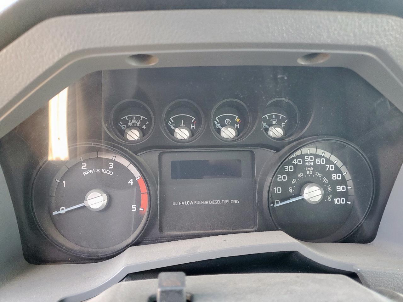 FORD F-350 SUPER DUTY