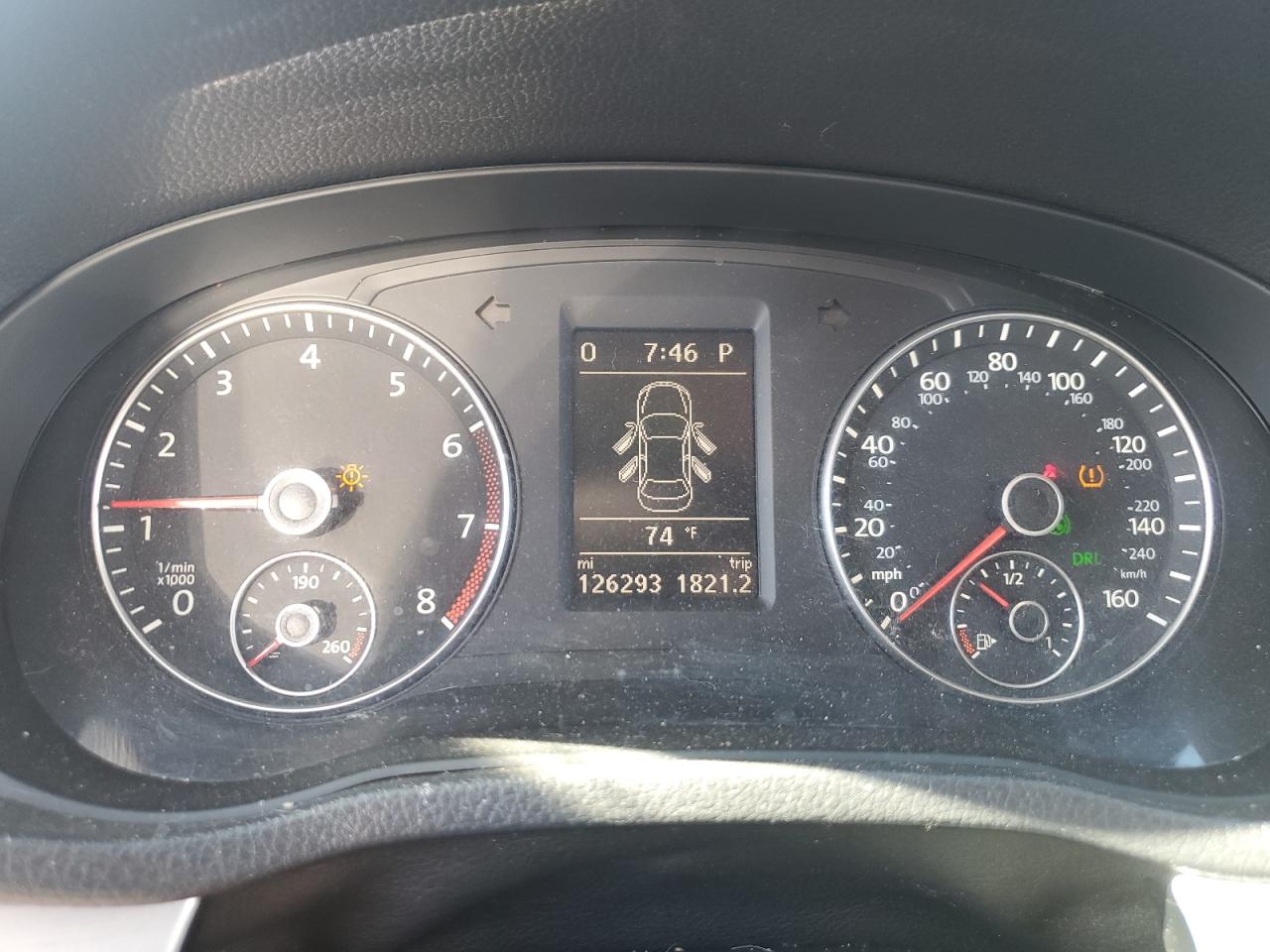 VOLKSWAGEN PASSAT SE