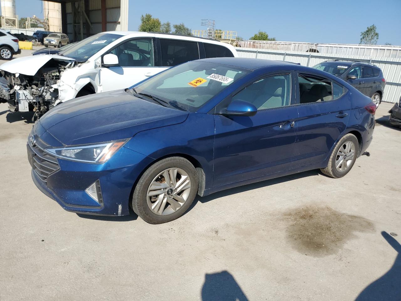 HYUNDAI ELANTRA SEL
