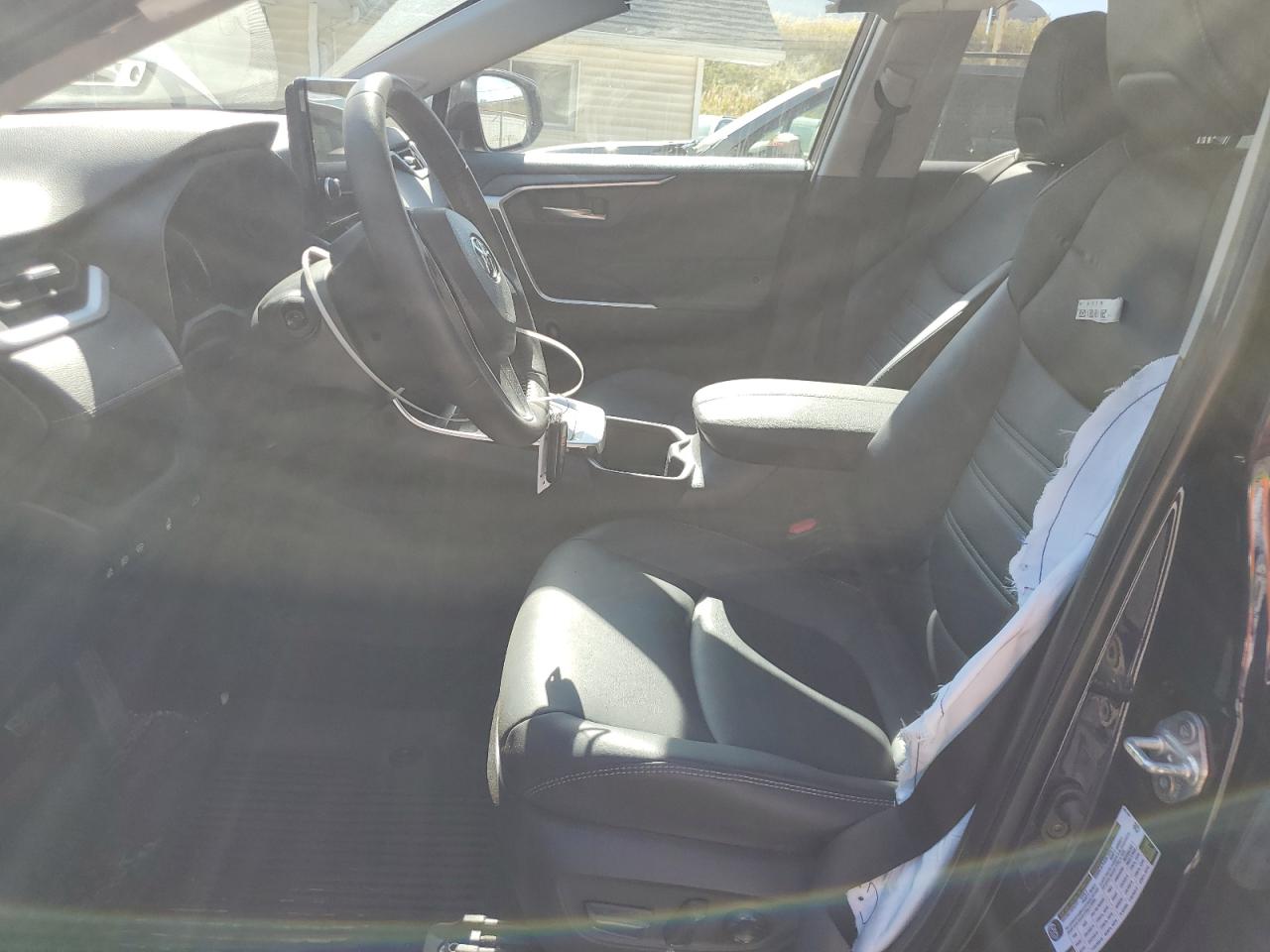 TOYOTA RAV4 XLE PREMIUM