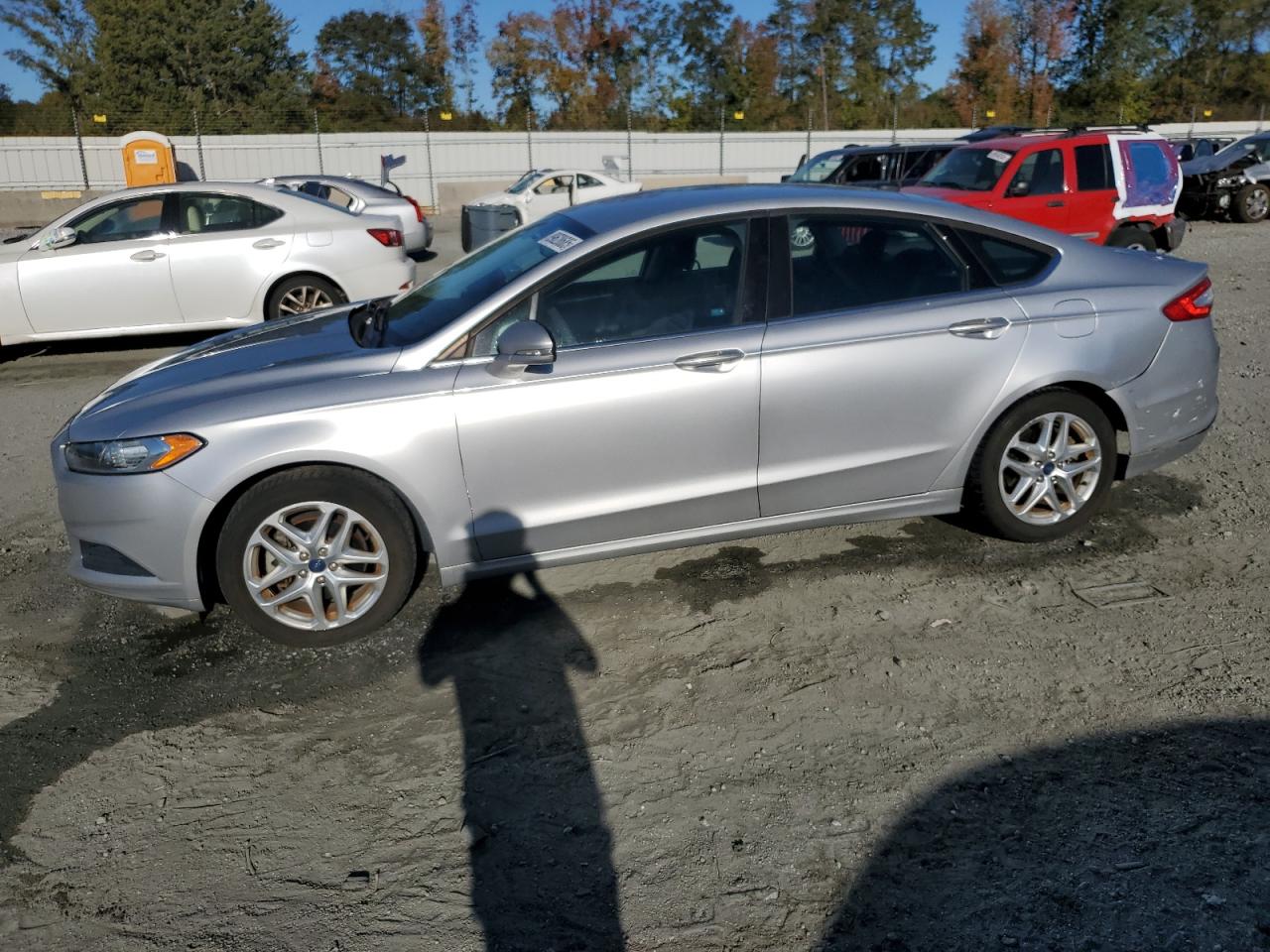 FORD FUSION SE