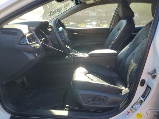 2018 TOYOTA CAMRY HYBR 4T1B21HK9JU008733