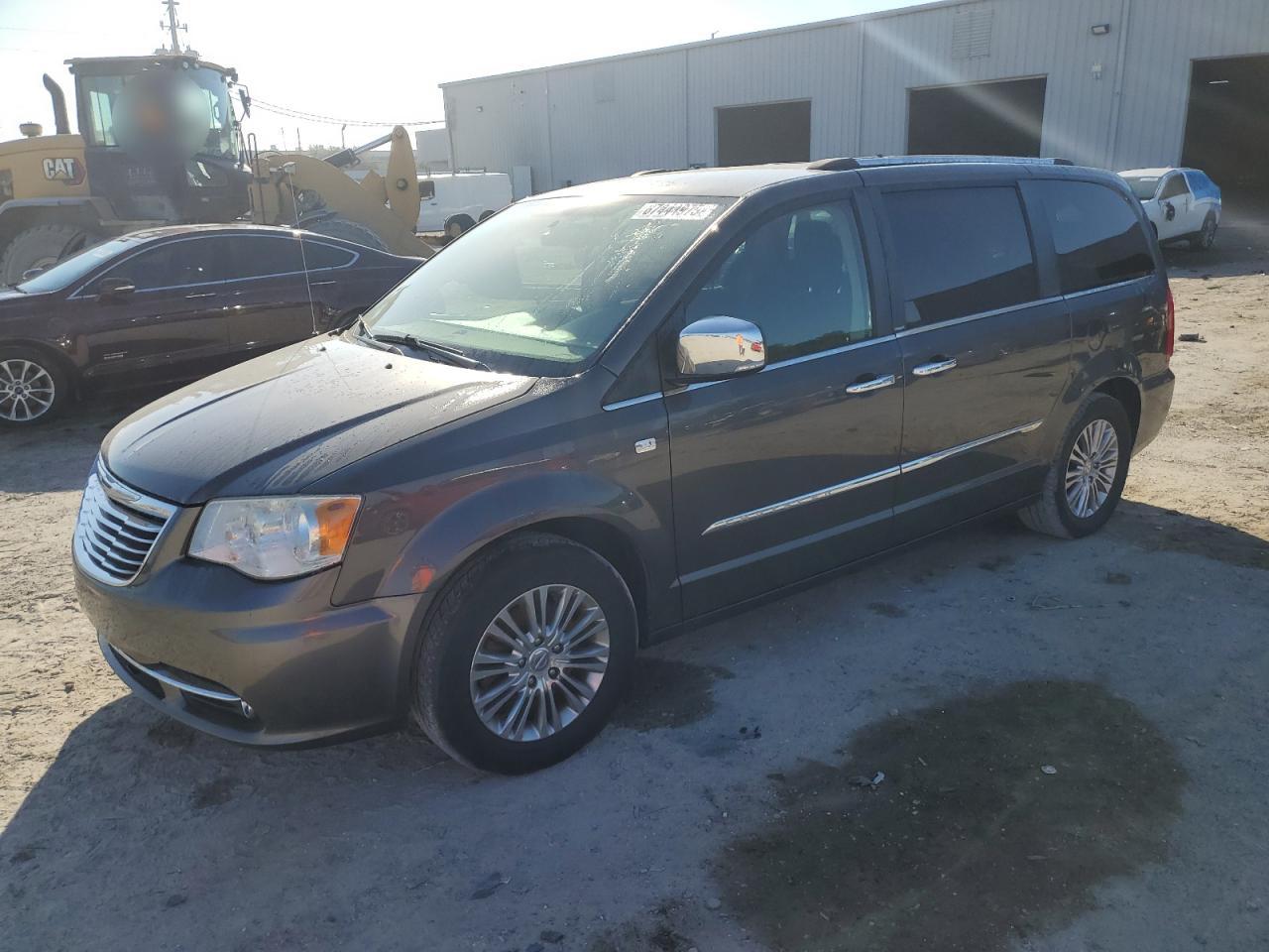 CHRYSLER TOWN & COUNTRY TOURING L