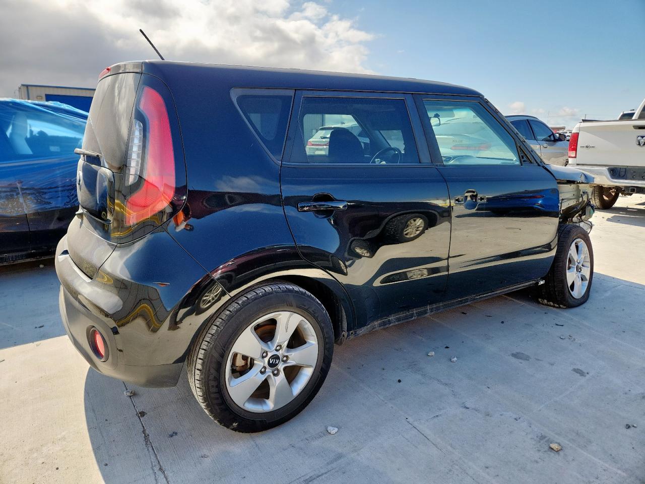 KIA SOUL