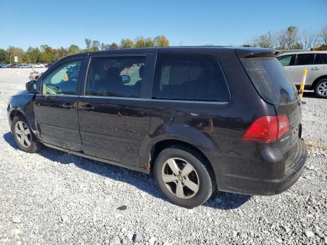 2010 VOLKSWAGEN ROUTAN SE - 2V4RW3D19AR360522