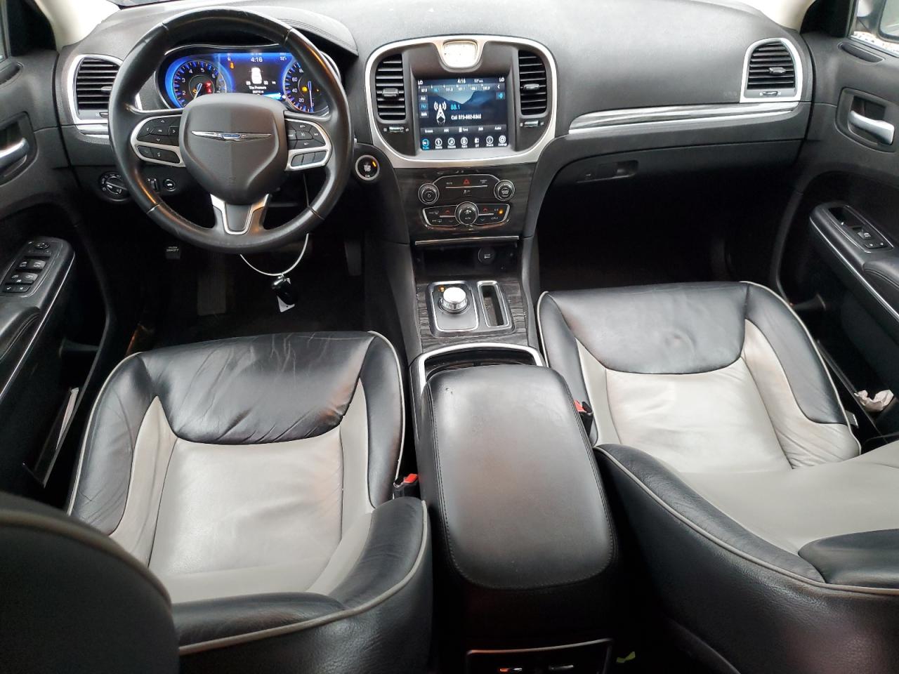 CHRYSLER 300 TOURING