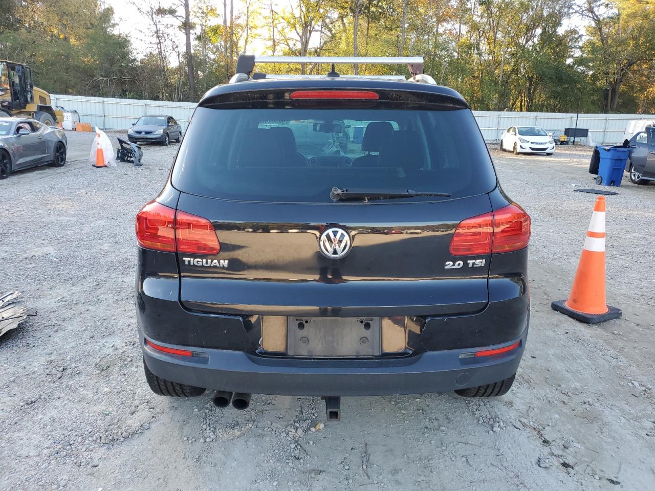 VOLKSWAGEN TIGUAN S