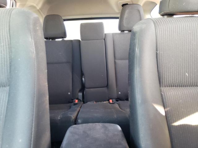 2018 TOYOTA RAV4 LE - JTMZFREV0JJ747902