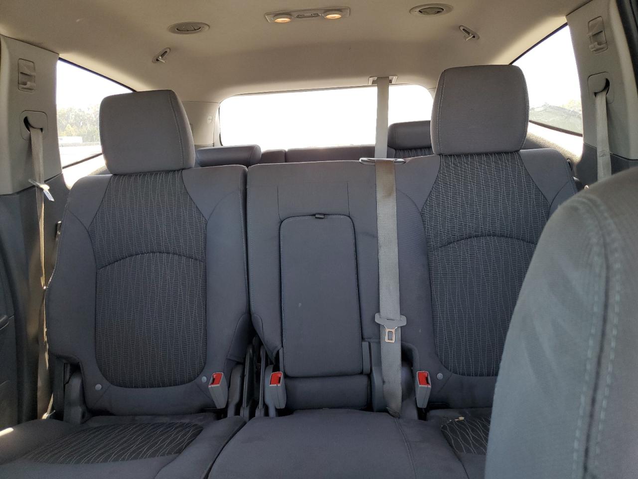 CHEVROLET TRAVERSE LS