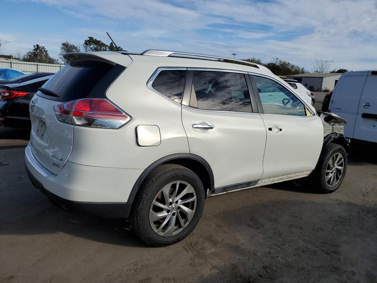 NISSAN ROGUE S
