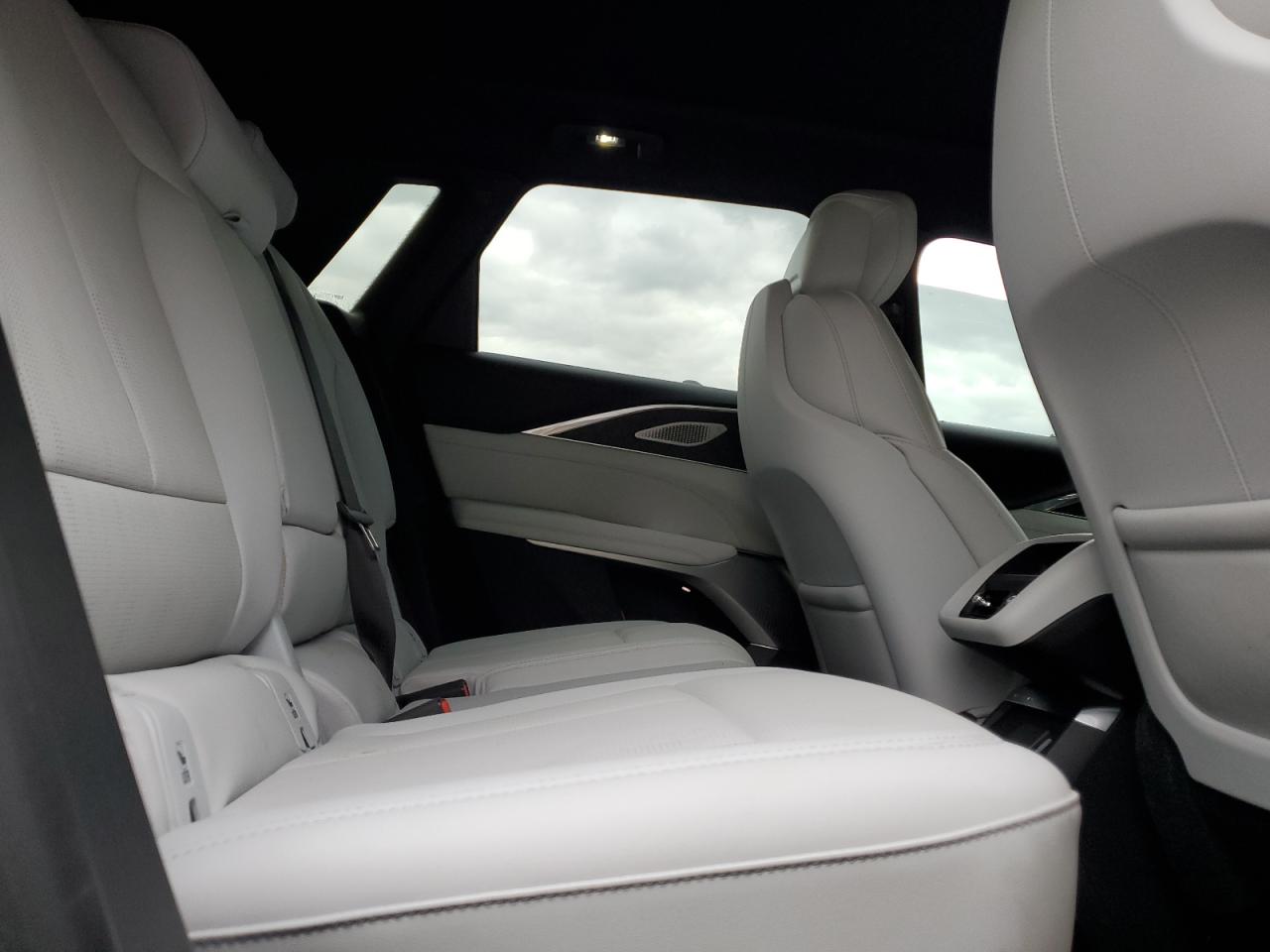 CADILLAC LYRIQ LUXURY