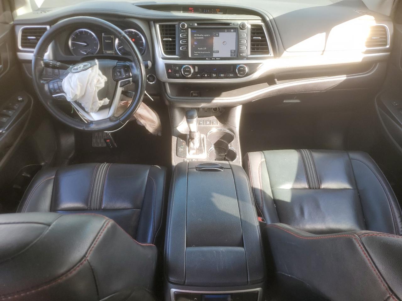 TOYOTA HIGHLANDER SE