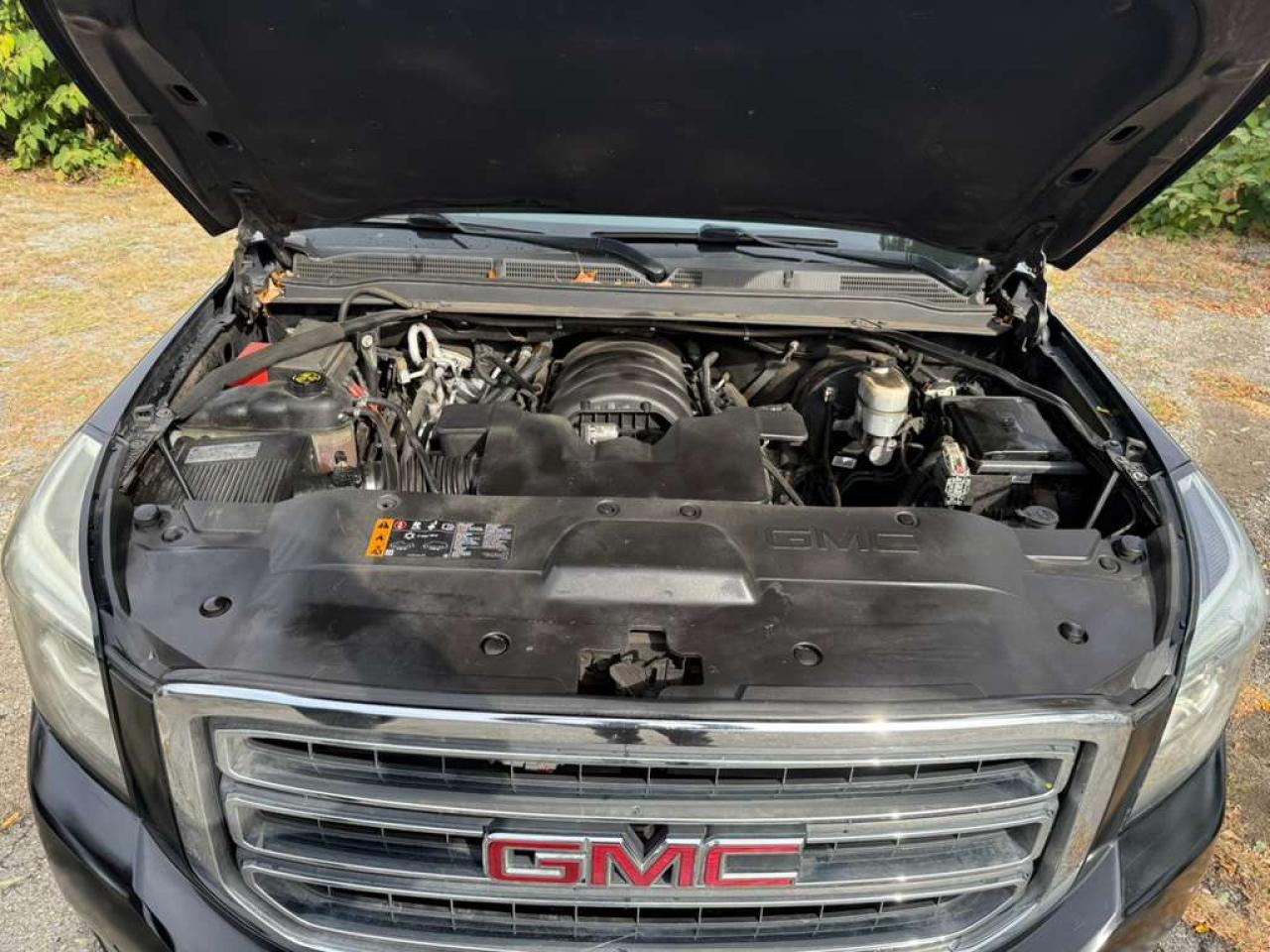 GMC YUKON K1500 SLT