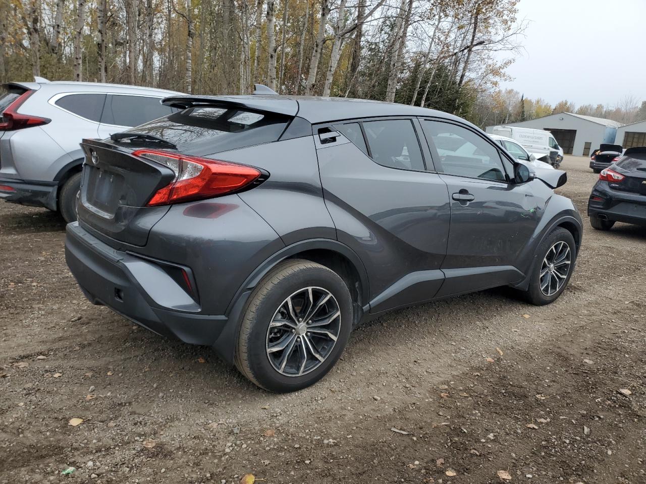 TOYOTA C-HR XLE