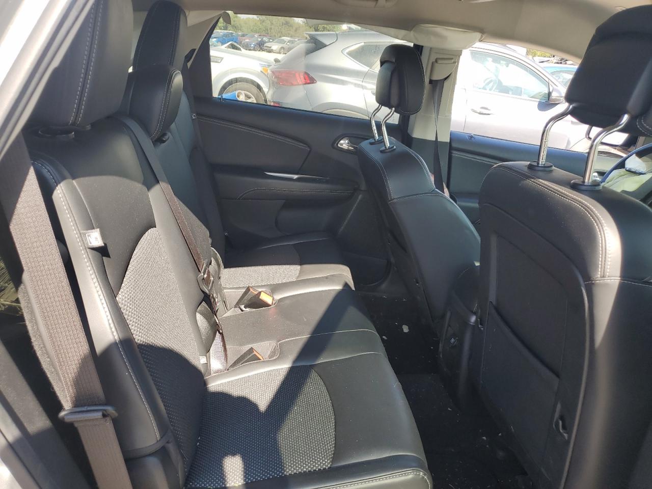 DODGE JOURNEY CROSSROAD