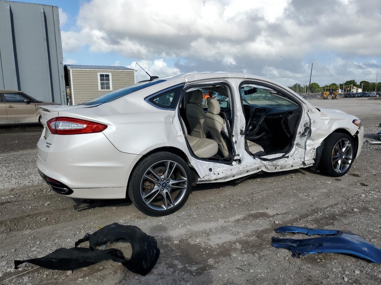 FORD FUSION TITANIUM