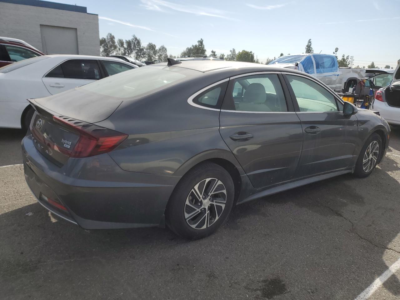 HYUNDAI SONATA HYBRID