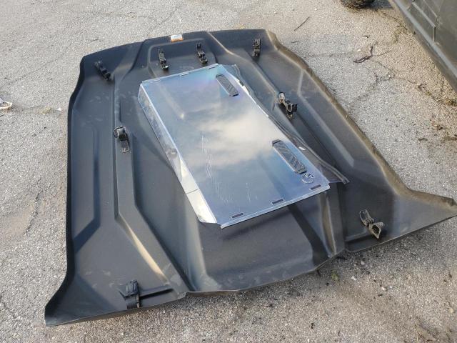 2018 HONDA SXS1000 M5 1HFVE0426J4205115