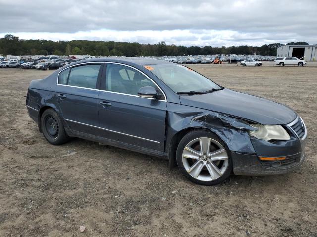 2010 VOLKSWAGEN PASSAT KOM - WVWJM9AN2AE140384