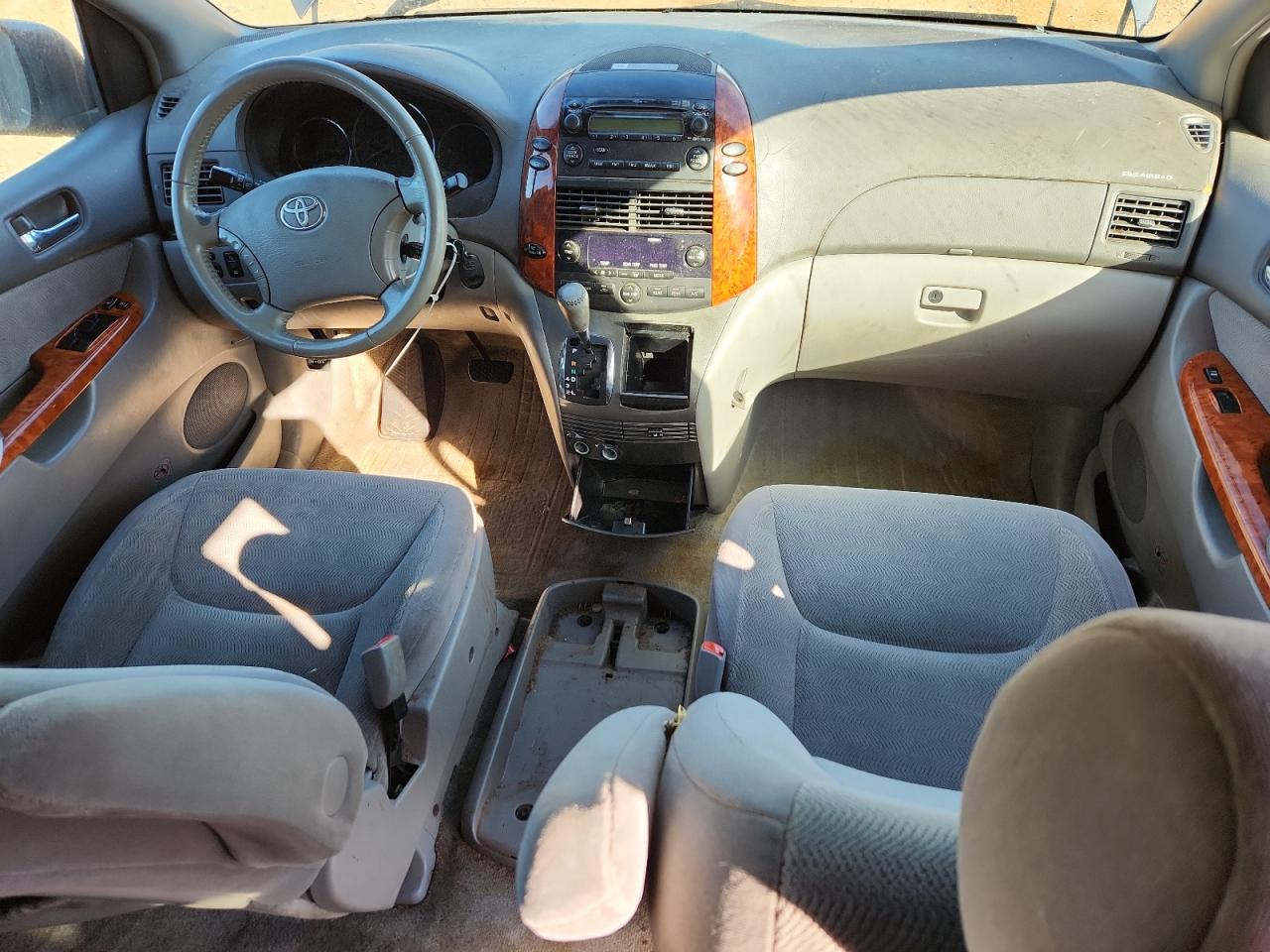 Lot #3291363162 2006 TOYOTA SIENNA XLE