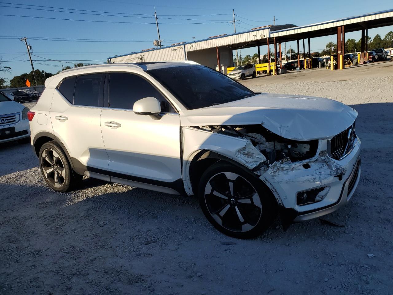 VOLVO XC40 T5 INSCRIPTION