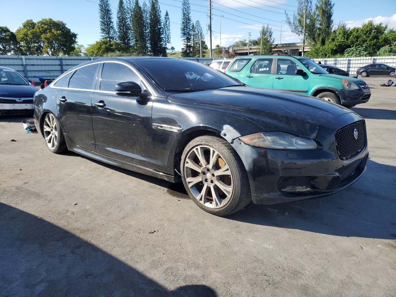 JAGUAR XJ