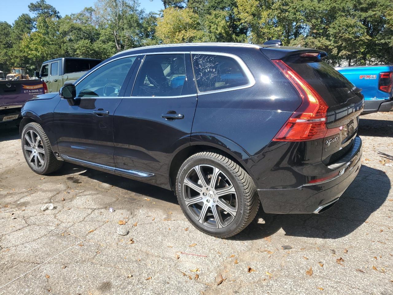 VOLVO XC60 T5 INSCRIPTION