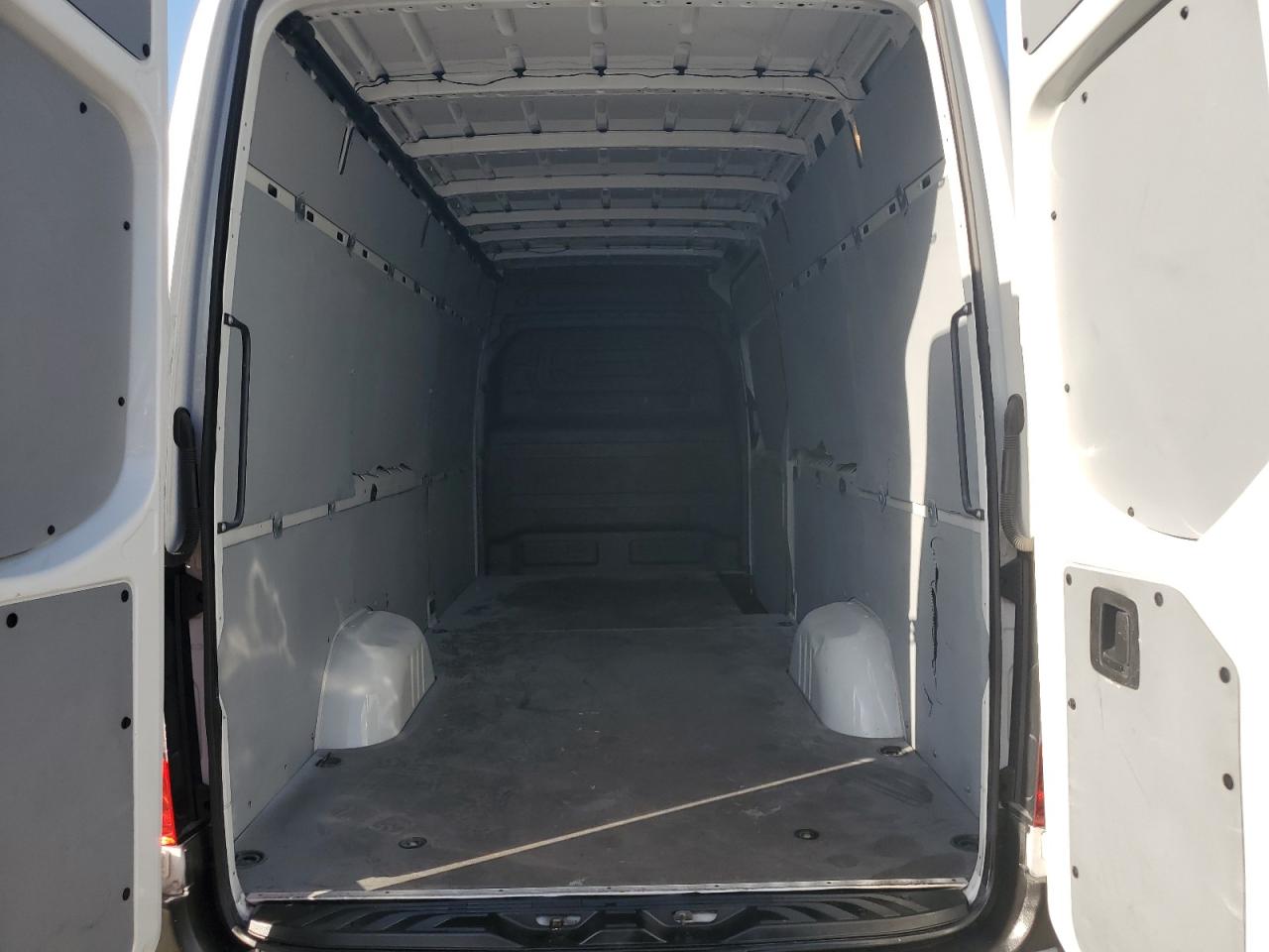 Lot #3256322338 2020 FREIGHTLINER SPRINTER 2